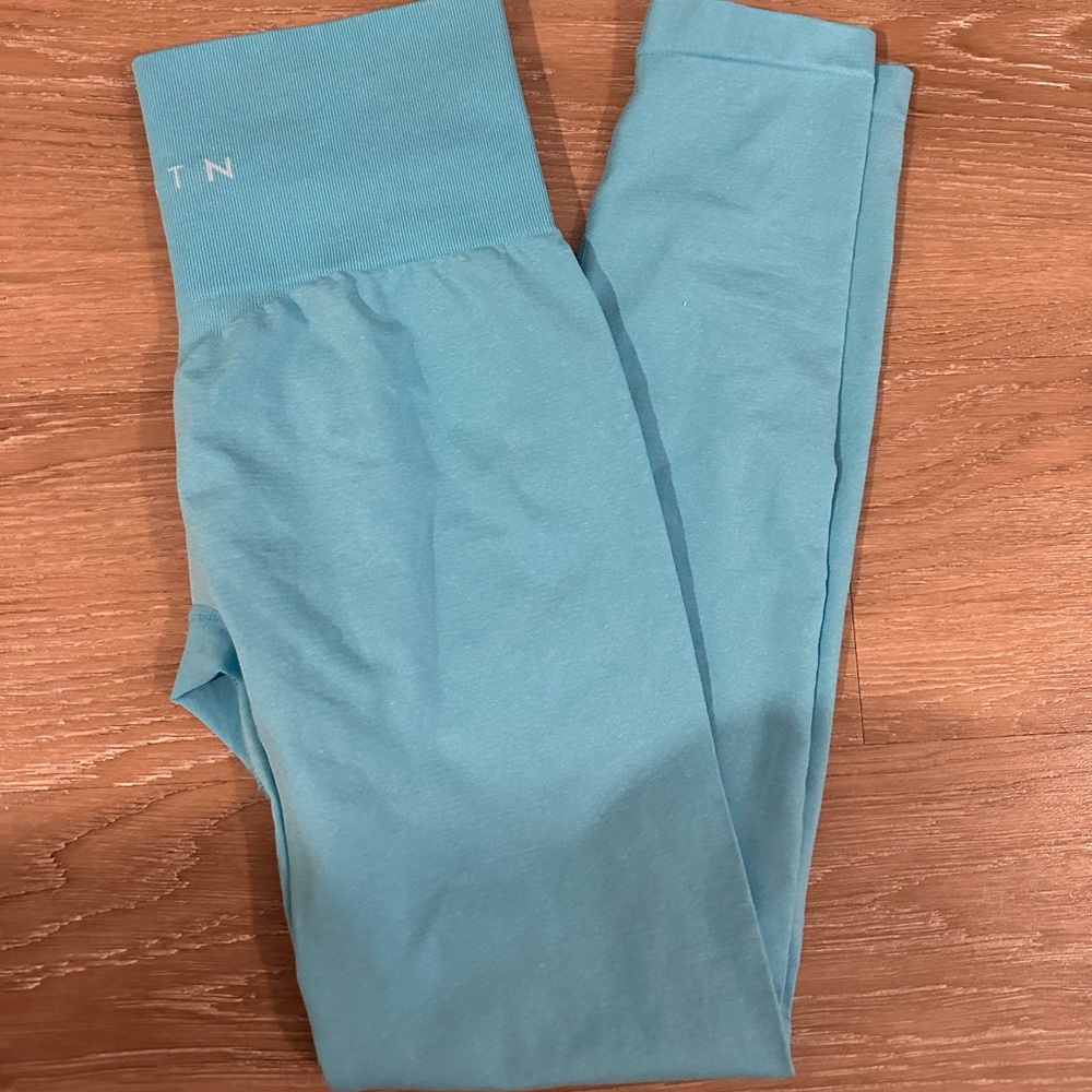 NVGTN leggings